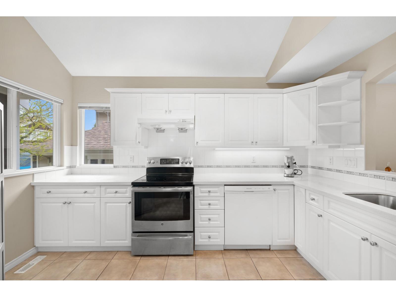 62 15133 29a Avenue, Surrey, British Columbia  V4P 3G4 - Photo 11 - R3125981