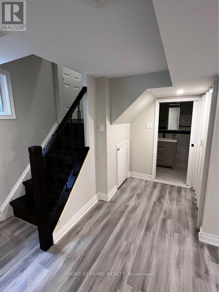 1 Mozart Avenue, Toronto, Ontario  M1K 2V8 - Photo 12 - E13152340