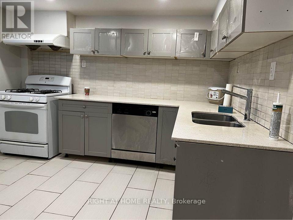 1 Mozart Avenue, Toronto, Ontario  M1K 2V8 - Photo 20 - E13152340