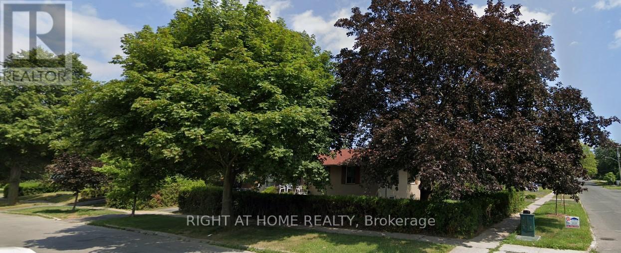 1 Mozart Avenue, Toronto, Ontario  M1K 2V8 - Photo 3 - E13152340