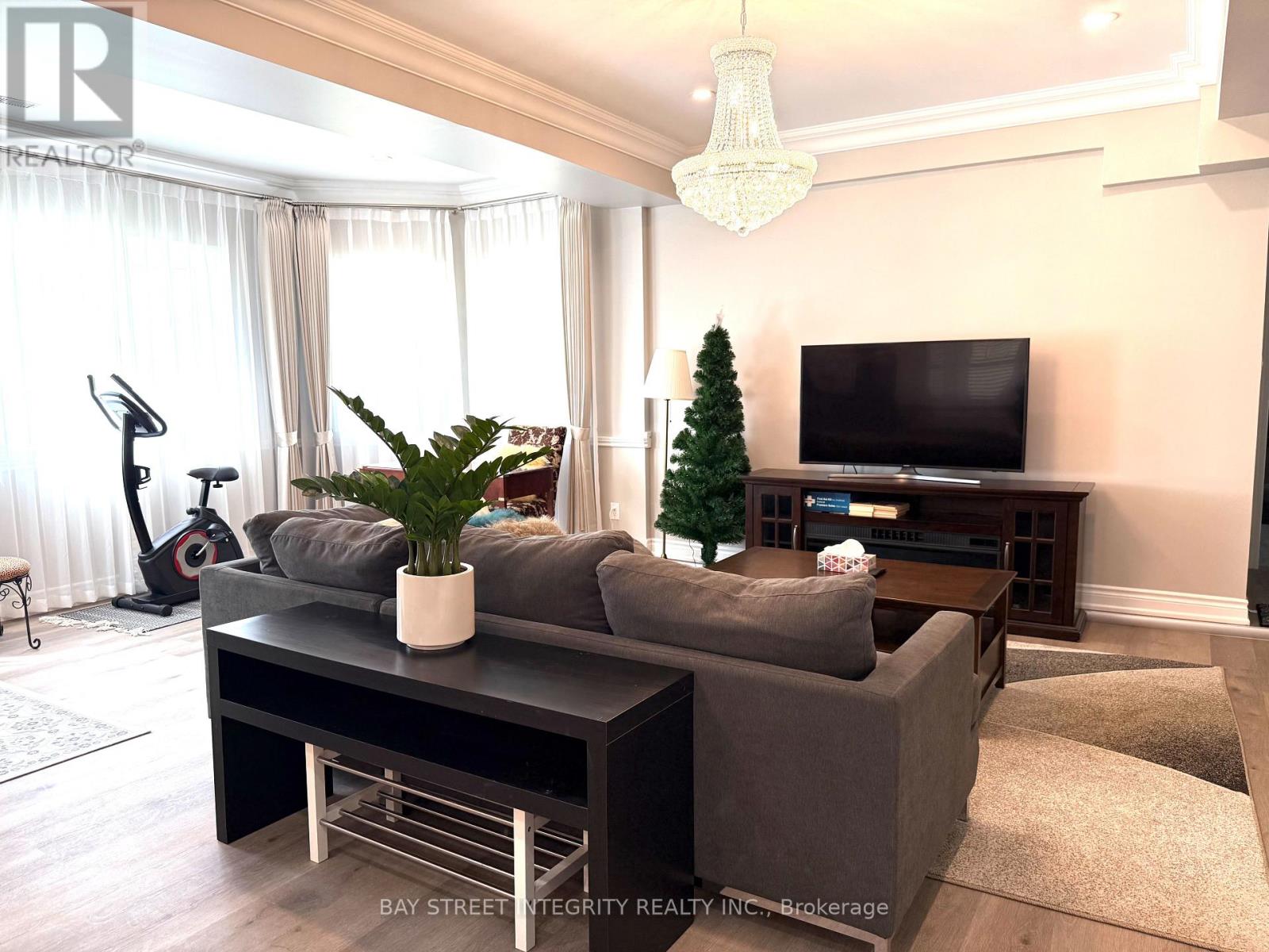 Main - 377 Kennedy Street W, Aurora, Ontario  L4G 5M6 - Photo 6 - N13152408