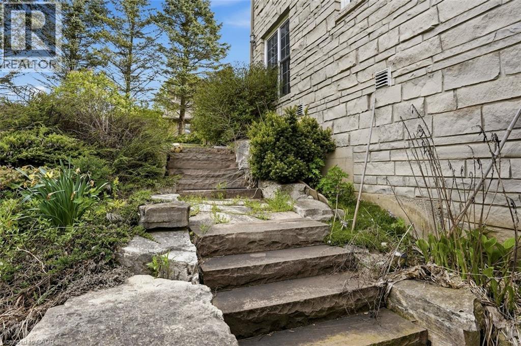 15 Royal York Court, St. George, Ontario  N0E 1N0 - Photo 39 - 40805073