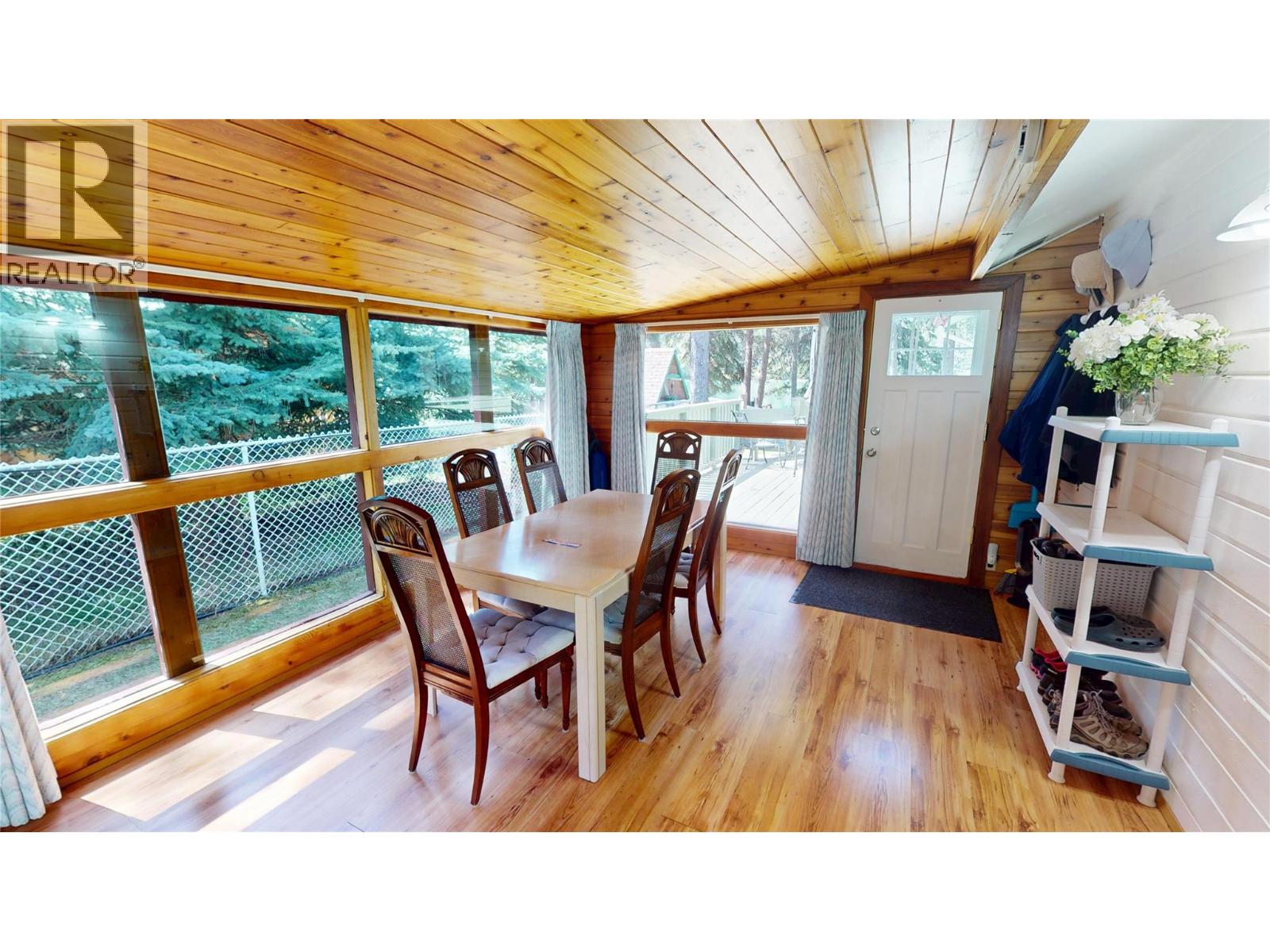 2401 Garbutts Lake Road, Fort Steele, British Columbia V0B 2J0 - Photo 4 - 10384115