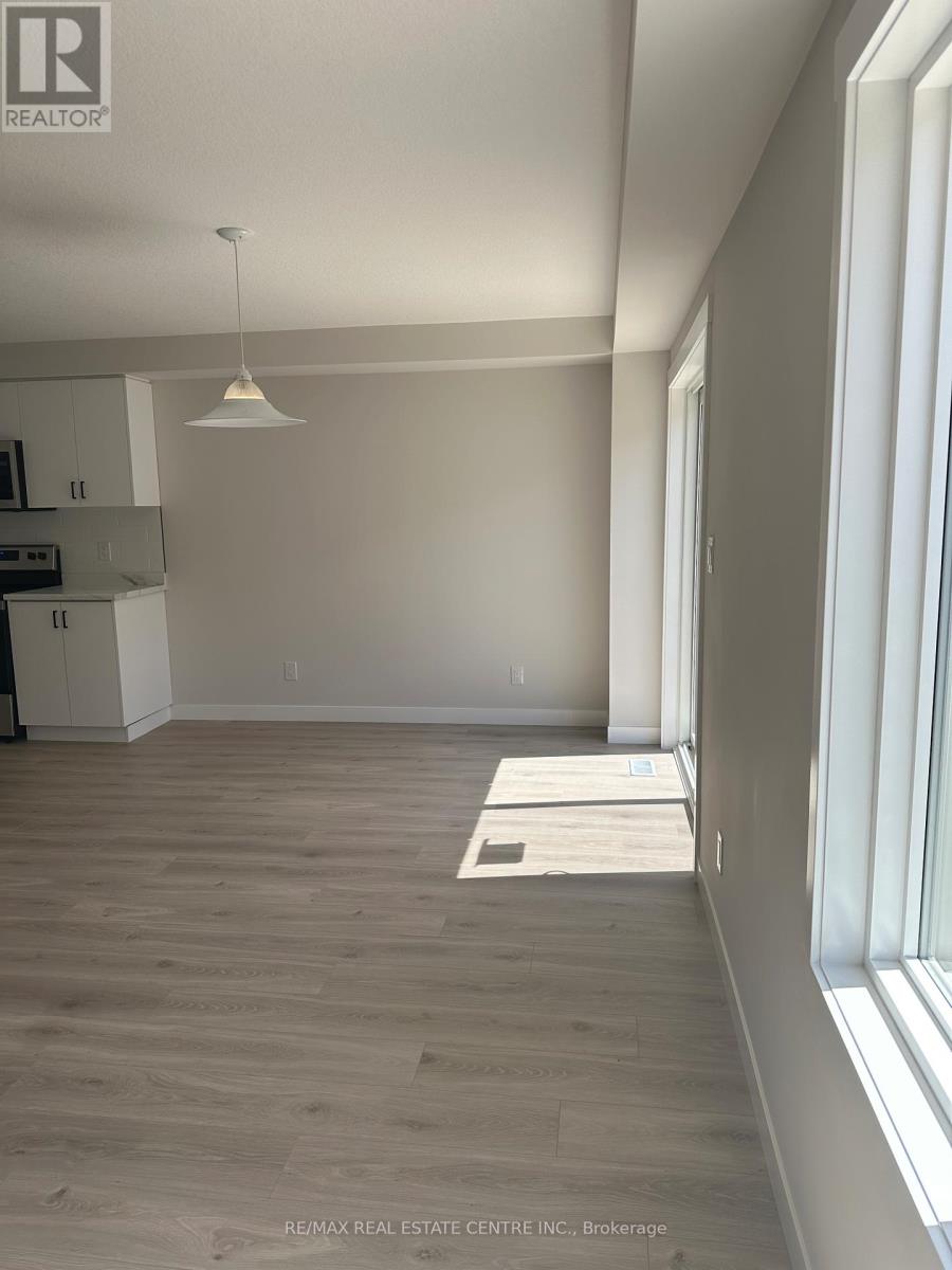 33 Strath Crescent, Springwater (Elmvale), Ontario  L0L 1P0 - Photo 15 - S13152384