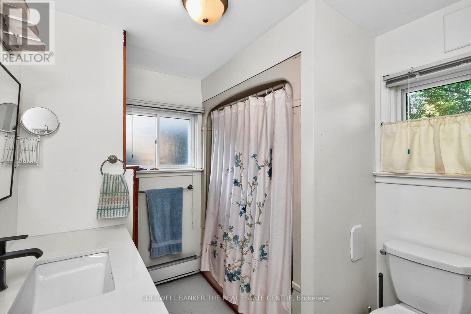 115 Lakeshore Road W, Oro-Medonte, Ontario  L0L 1E0 - Photo 15 - S13152446