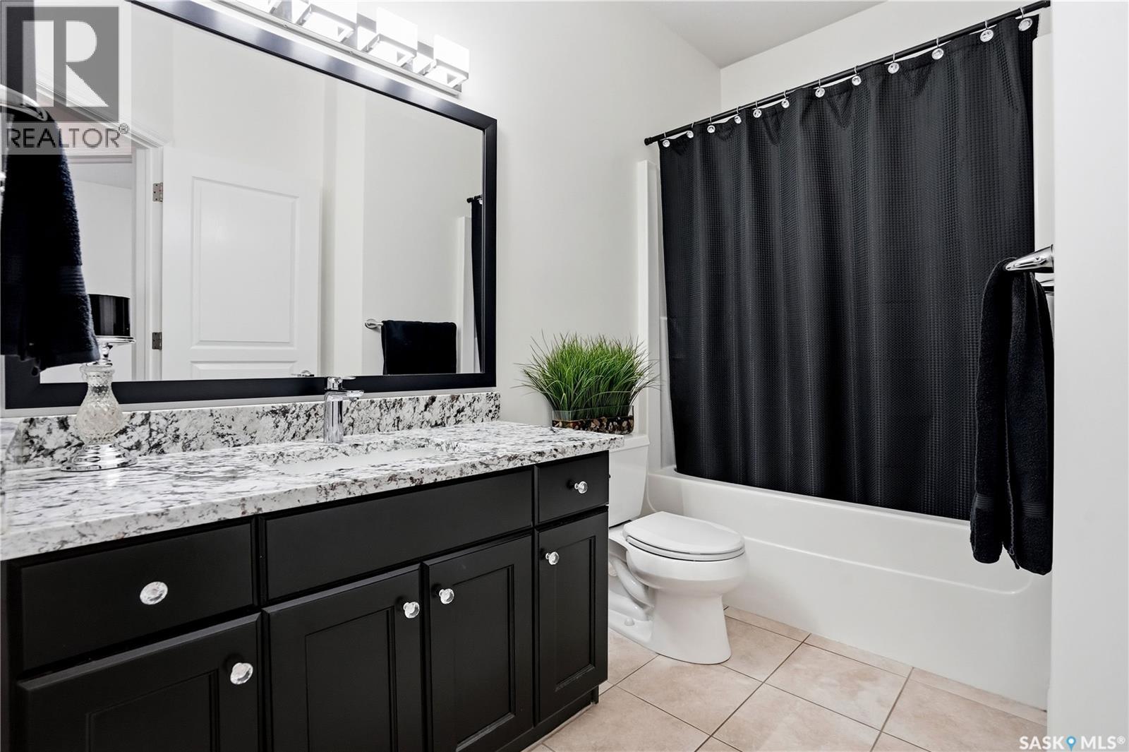 2431 Linner Bay, Regina, Saskatchewan  S4V 1K3 - Photo 28 - SK036460