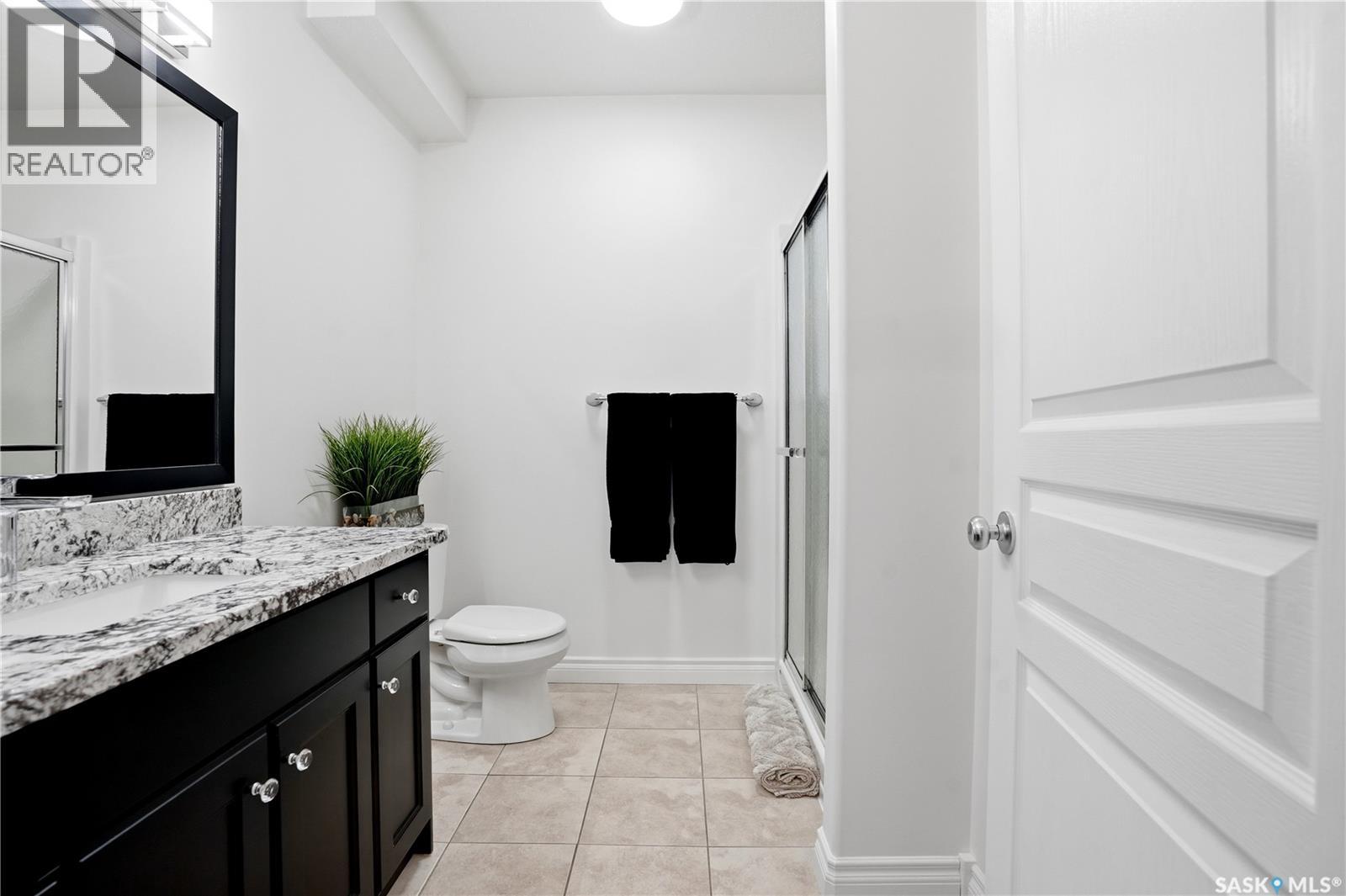 2431 Linner Bay, Regina, Saskatchewan  S4V 1K3 - Photo 38 - SK036460