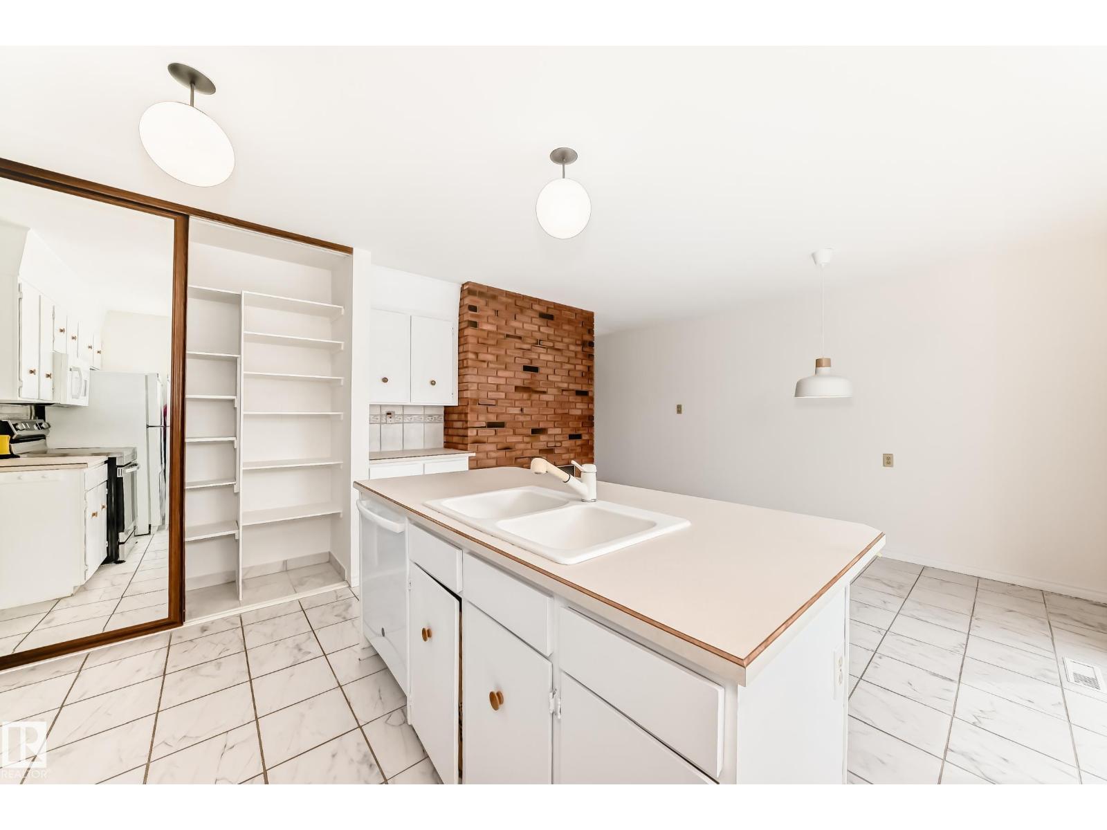 26 Gale Av, Sherwood Park, Alberta  T8A 2K8 - Photo 13 - E4488880