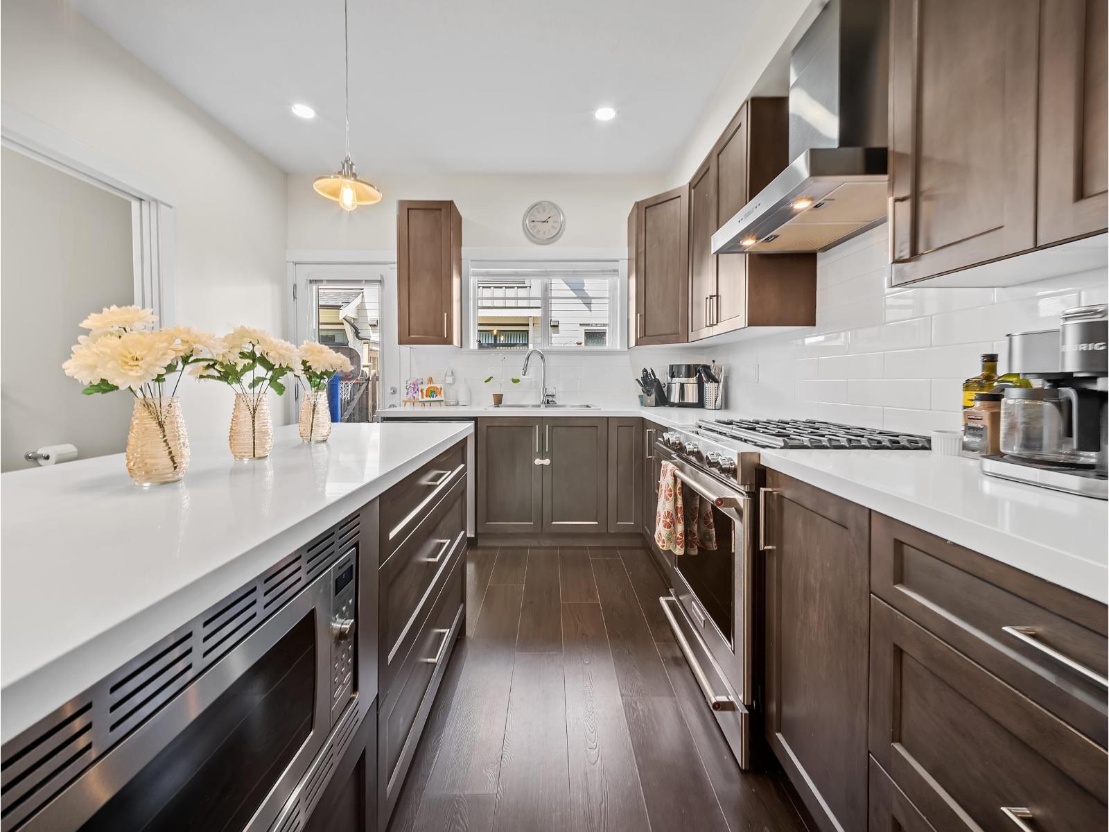115 16528 24a Avenue, Surrey, British Columbia  V3Z 0P4 - Photo 3 - R3125767