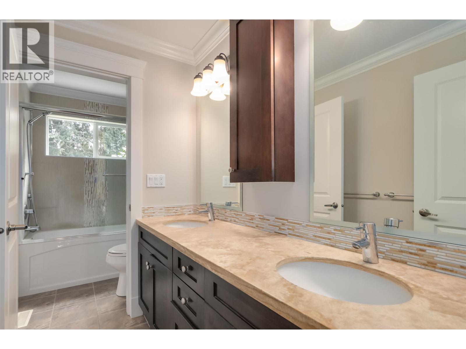 352 St.james Crescent, West Vancouver, British Columbia  V7S 1J8 - Photo 22 - R3125832