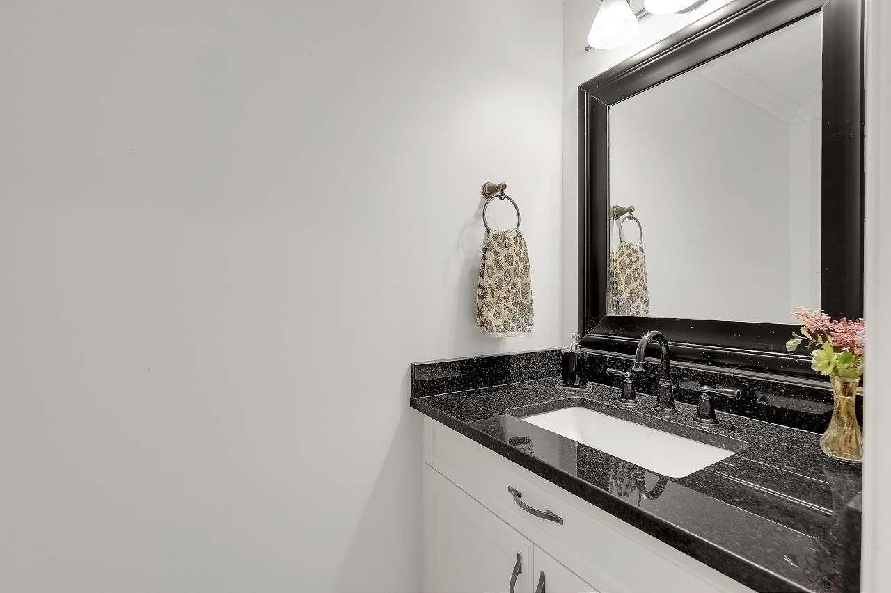4046 205a Street, Langley, British Columbia  V3A 2G3 - Photo 25 - R3125686