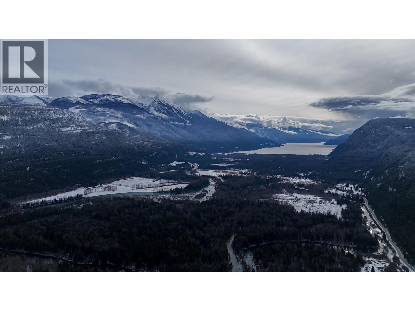 13226 31 Highway, Meadow Creek, British Columbia  V0G 1N0 - Photo 17 - 10376165