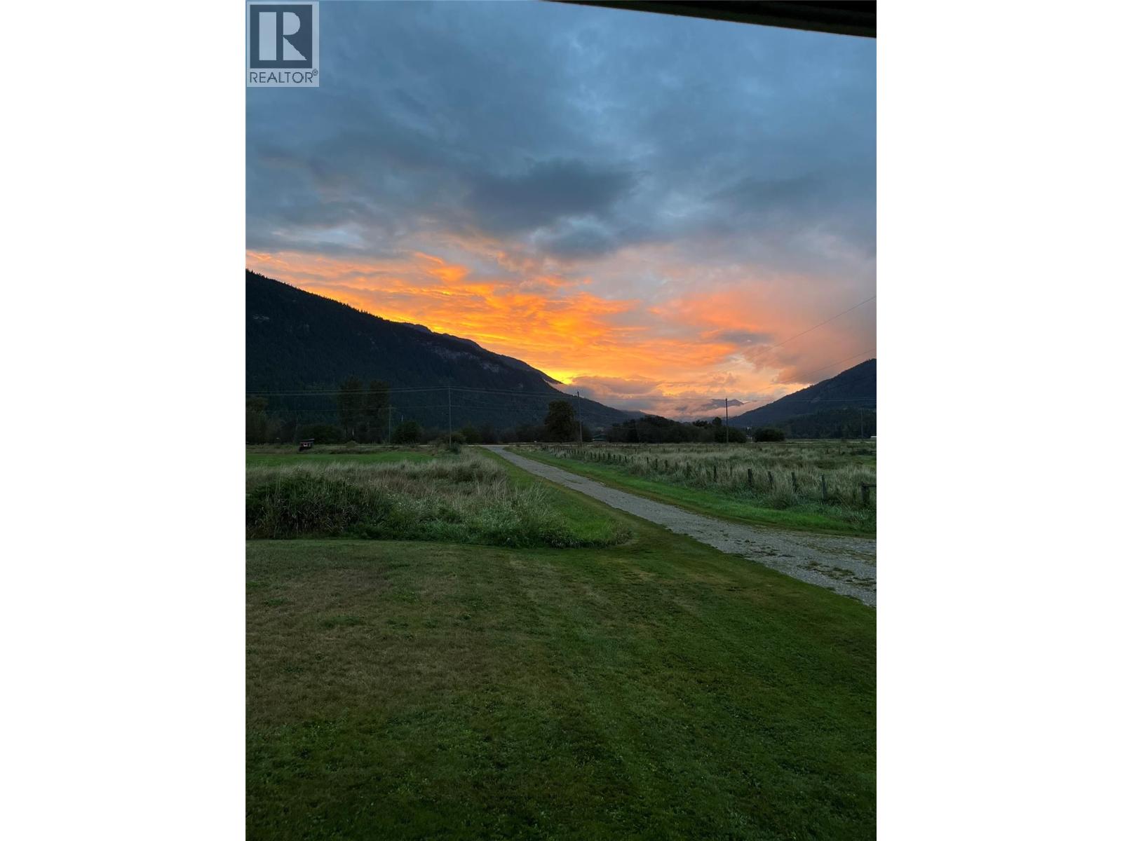 13226 31 Highway, Meadow Creek, British Columbia  V0G 1N0 - Photo 67 - 10376165