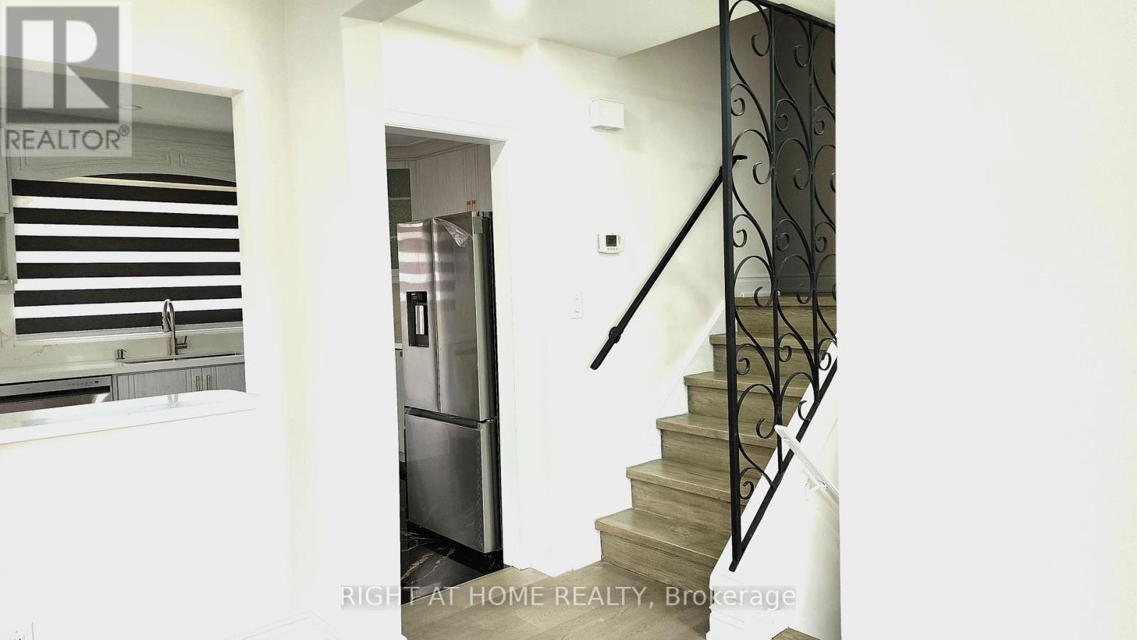 5154 New Street, Burlington, Ontario  L7L 1V4 - Photo 5 - W13152330
