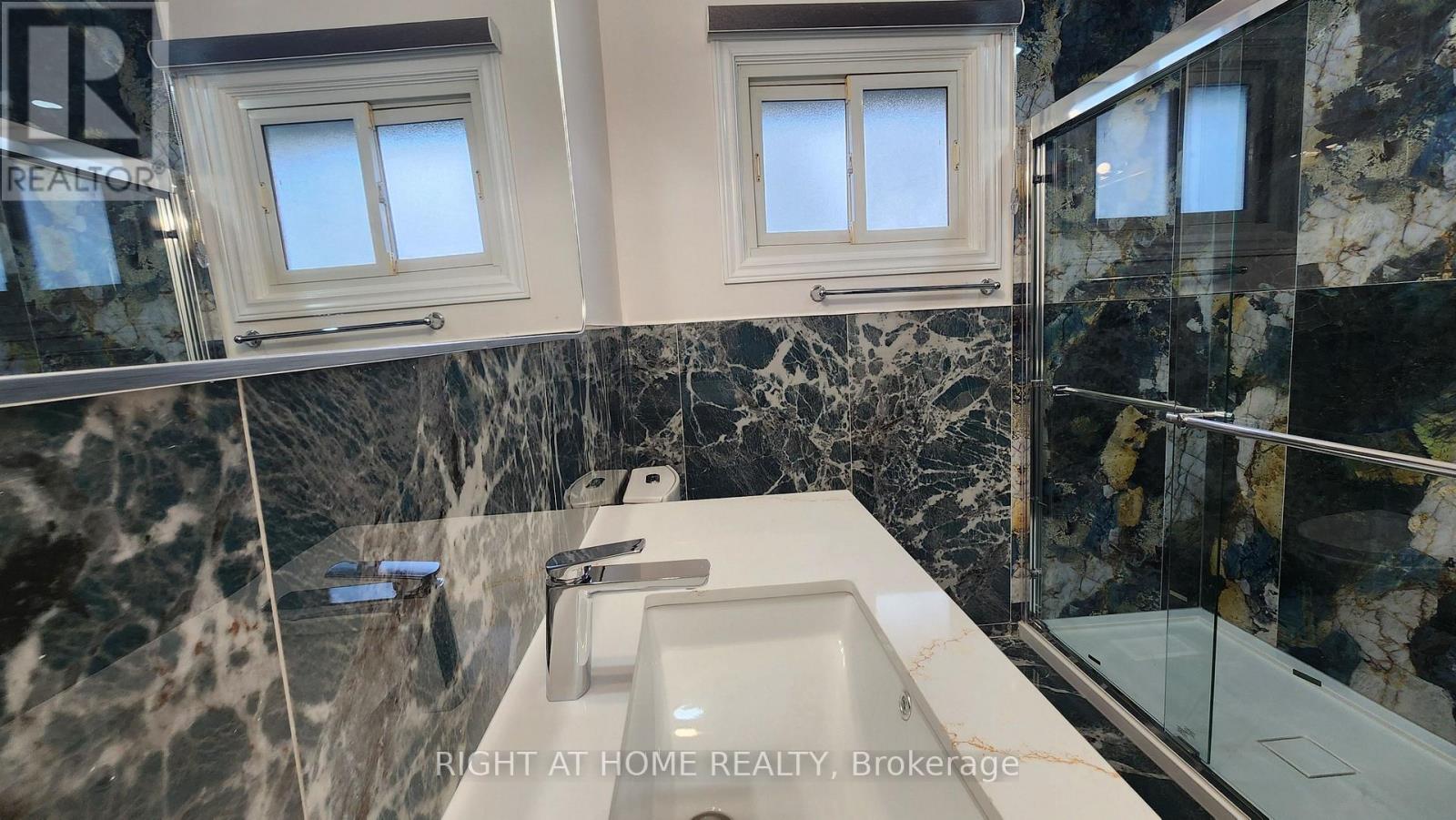 5154 New Street, Burlington, Ontario  L7L 1V4 - Photo 6 - W13152330
