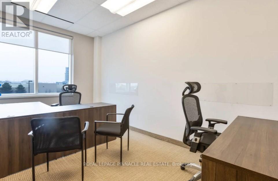 301-H - 231 Oak Park Boulevard, Oakville (Ro River Oaks), Ontario  L6H 6M4 - Photo 11 - W13152344