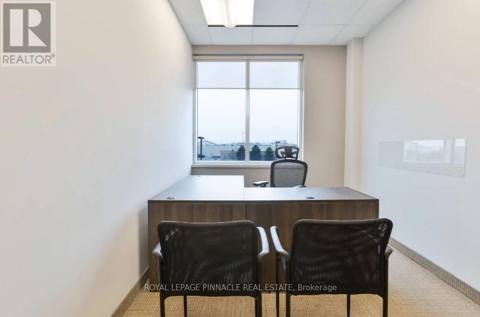 301-H - 231 Oak Park Boulevard, Oakville (Ro River Oaks), Ontario  L6H 6M4 - Photo 12 - W13152344