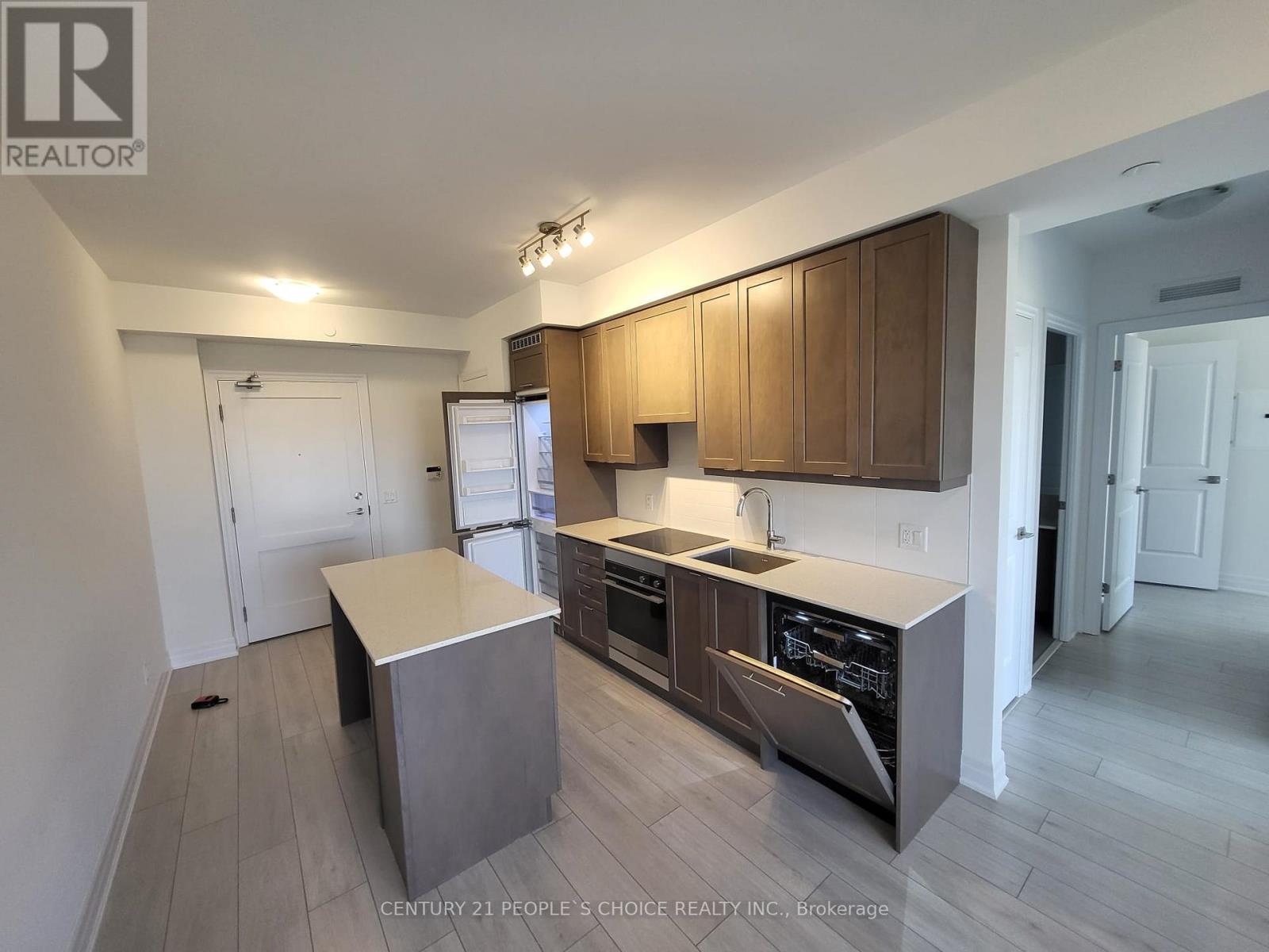 1102 - 30 Elm Drive W, Mississauga, Ontario  L5B 1L9 - Photo 3 - W13152376