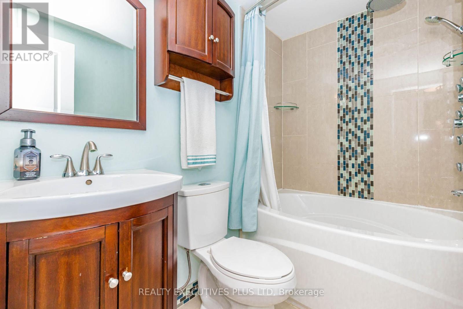 12 Maidstone Crescent, Brampton, Ontario  L6S 2Z5 - Photo 42 - W13152398