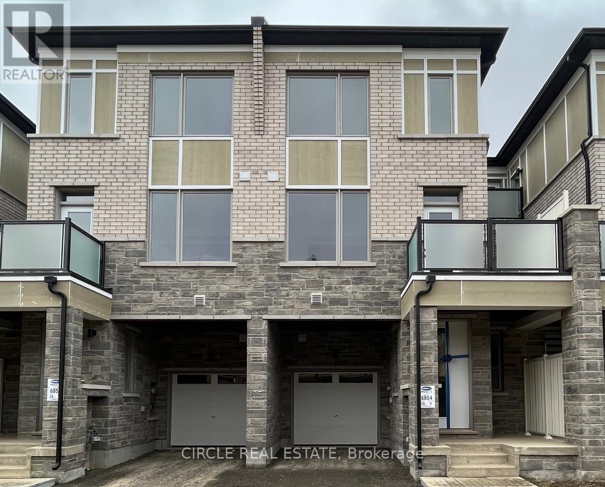 60 Melmar Street, Brampton, Ontario L7A 5K8 - Photo 1 - W13152428