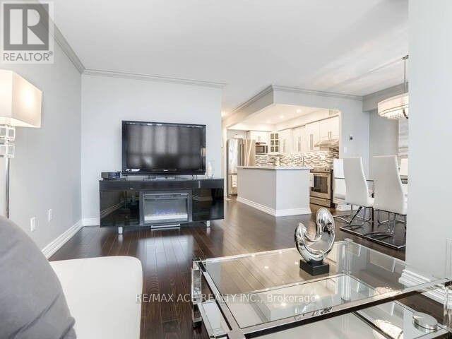 624 - 60 Southport Street, Toronto, Ontario  M6S 3N4 - Photo 2 - W13152462