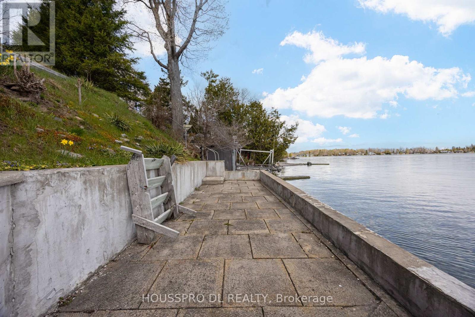 2683 Lakeshore Road E, Oro-Medonte, Ontario  L0L 1T0 - Photo 47 - S13137936