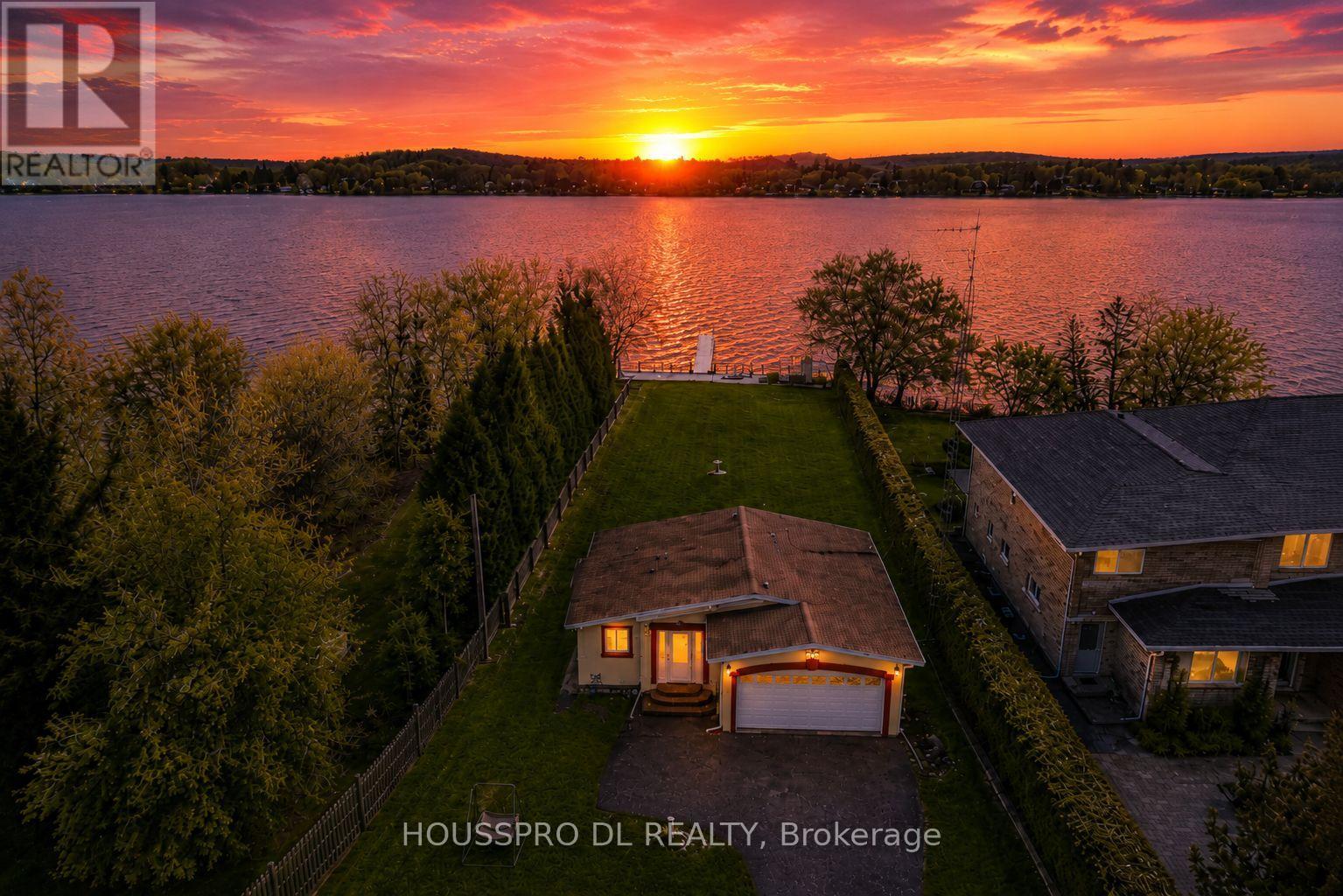 2683 Lakeshore Road E, Oro-Medonte, Ontario  L0L 1T0 - Photo 7 - S13137936