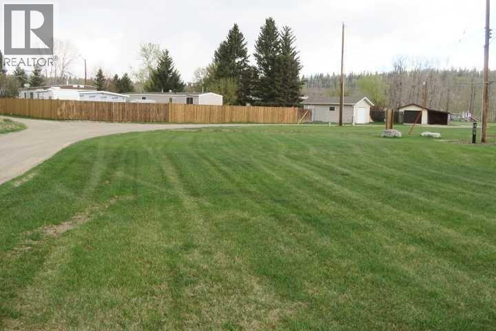 207 4 Street NW, Sundre, Alberta  T0M 1X0 - Photo 12 - A2312232