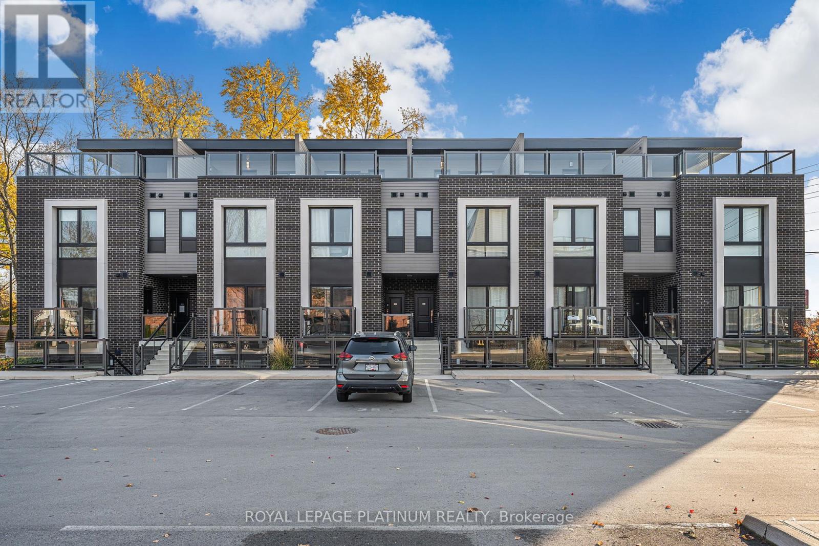 213 - 6065 Mcleod Road, Niagara Falls, Ontario L2G 0Z7 - Photo 1 - X13152360