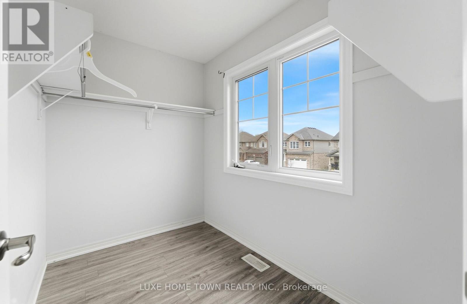 100 Monarch Street, Welland, Ontario L3C 0G6 - Photo 22 - X13152422