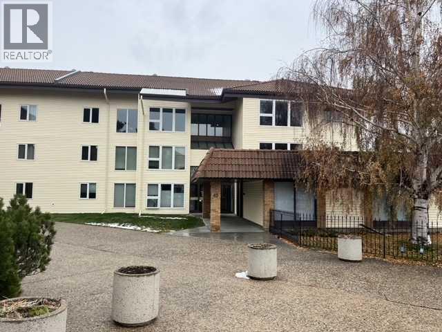 208, 65 Temple Boulevard W, Lethbridge, Alberta  T1K 5M2 - Photo 1 - A2313133