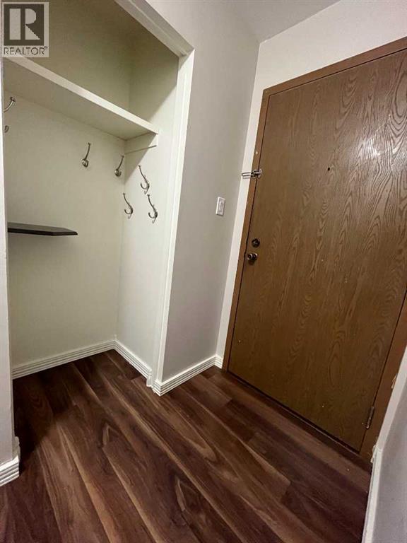 208, 65 Temple Boulevard W, Lethbridge, Alberta  T1K 5M2 - Photo 2 - A2313133