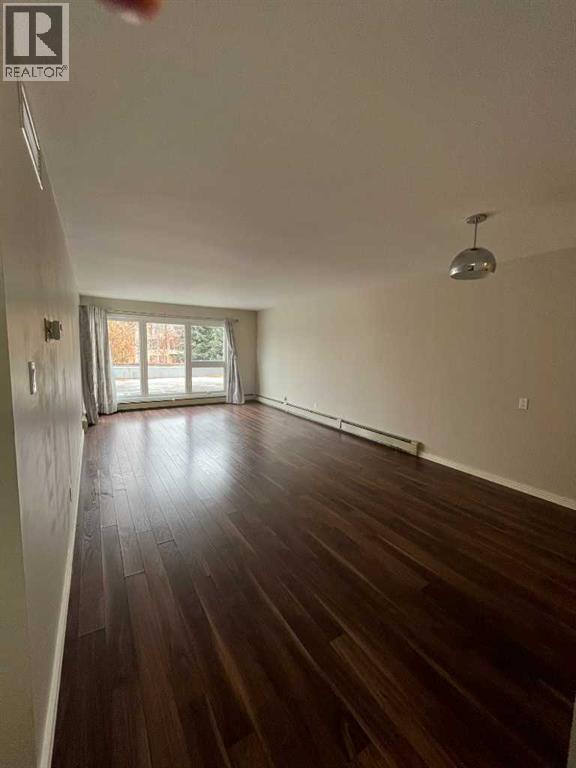 208, 65 Temple Boulevard W, Lethbridge, Alberta  T1K 5M2 - Photo 3 - A2313133