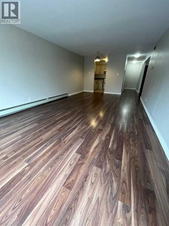 208, 65 Temple Boulevard W, Lethbridge, Alberta  T1K 5M2 - Photo 4 - A2313133