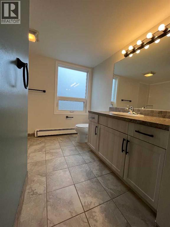 208, 65 Temple Boulevard W, Lethbridge, Alberta  T1K 5M2 - Photo 5 - A2313133