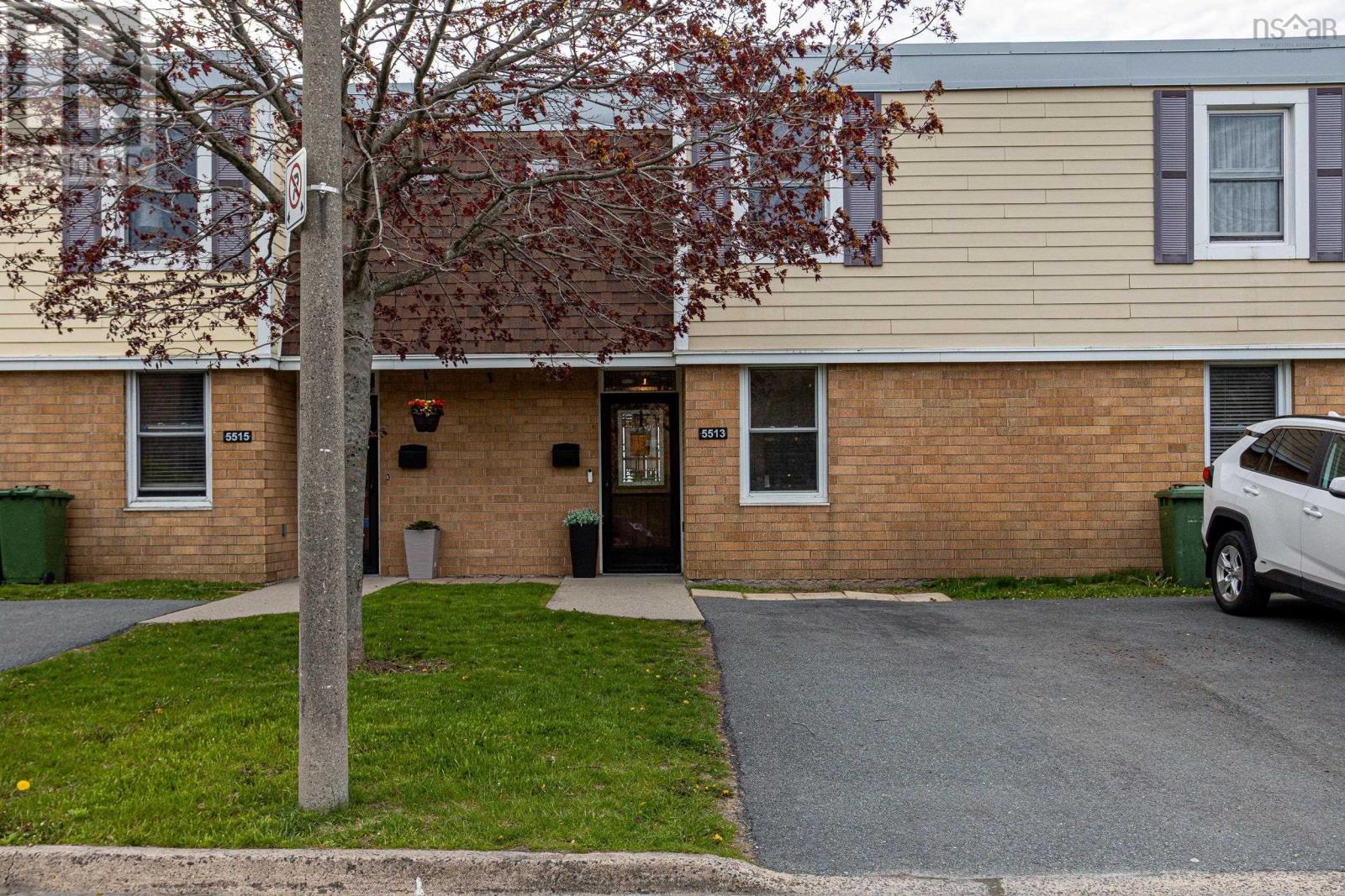 5513 Sentinel Square, Halifax, Nova Scotia B3K 4A8 - Photo 1 - 202611496