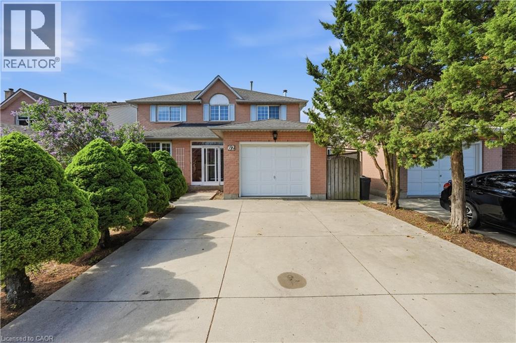 62 Dragoon Drive, Hamilton, Ontario  L9B 2E4 - Photo 3 - 40830717