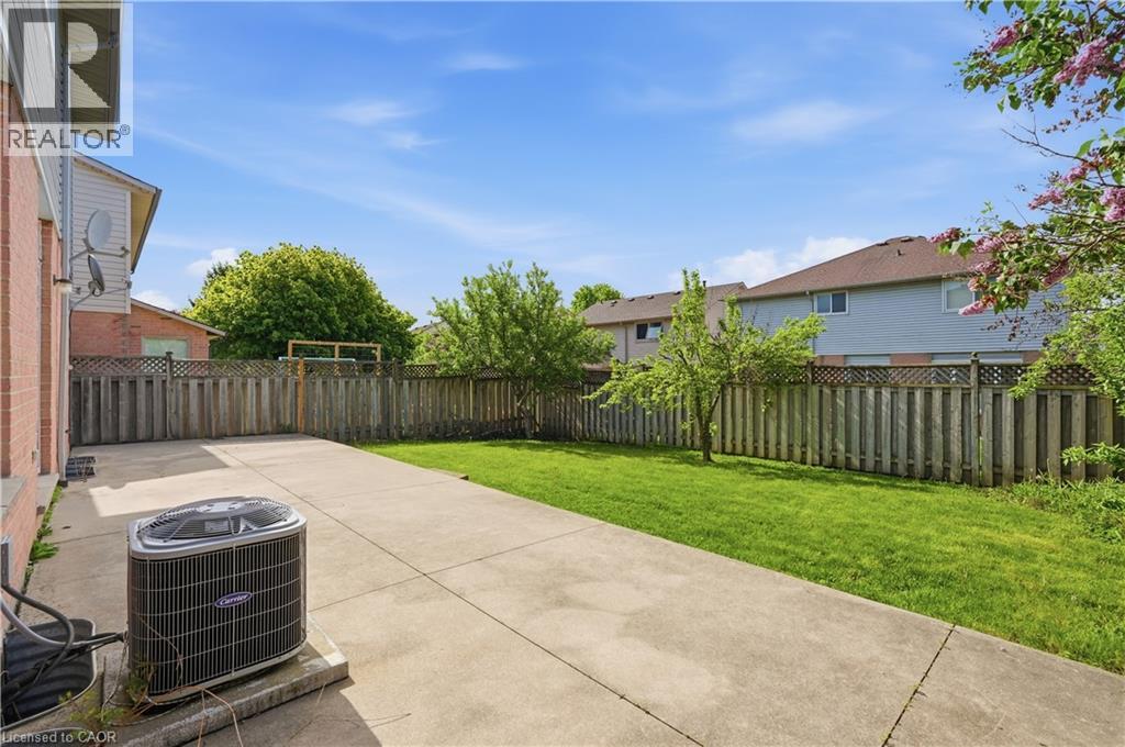 62 Dragoon Drive, Hamilton, Ontario  L9B 2E4 - Photo 42 - 40830717