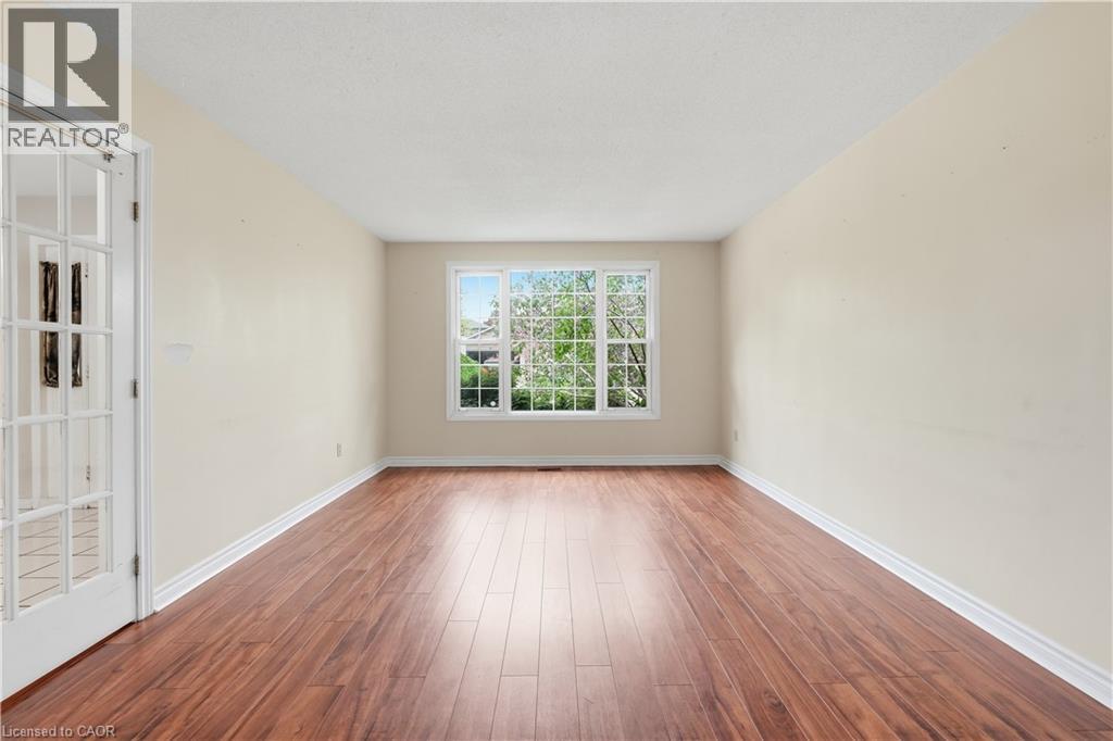 62 Dragoon Drive, Hamilton, Ontario  L9B 2E4 - Photo 6 - 40830717