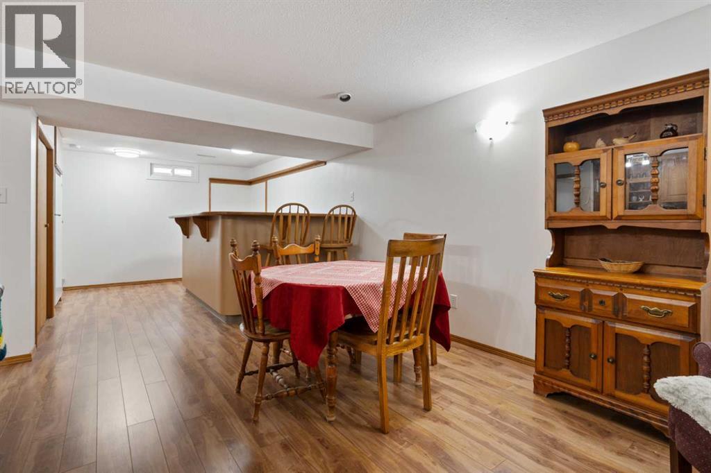 30 Montclare Avenue, Camrose, Alberta  T4V 2K8 - Photo 19 - A2311622