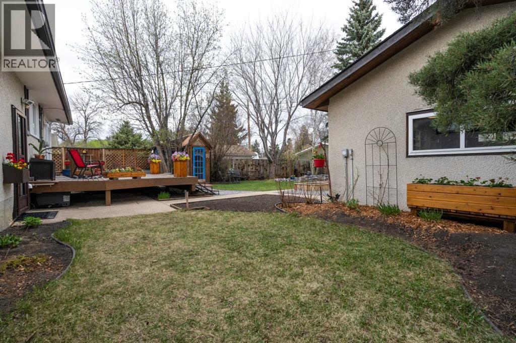 30 Montclare Avenue, Camrose, Alberta  T4V 2K8 - Photo 34 - A2311622