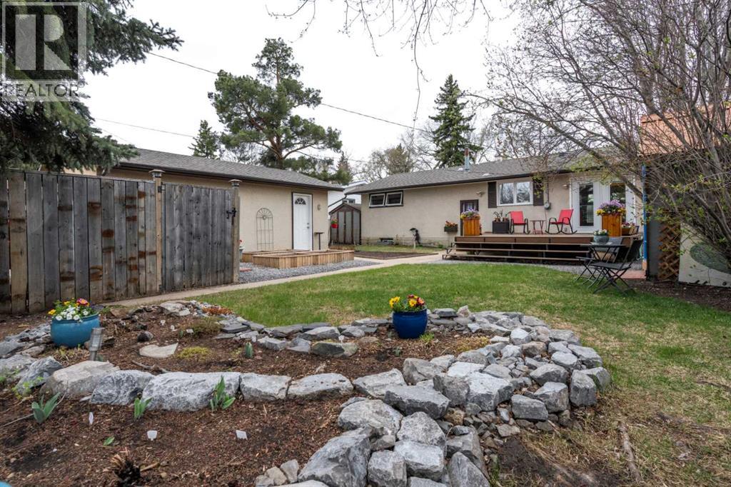 30 Montclare Avenue, Camrose, Alberta  T4V 2K8 - Photo 30 - A2311622