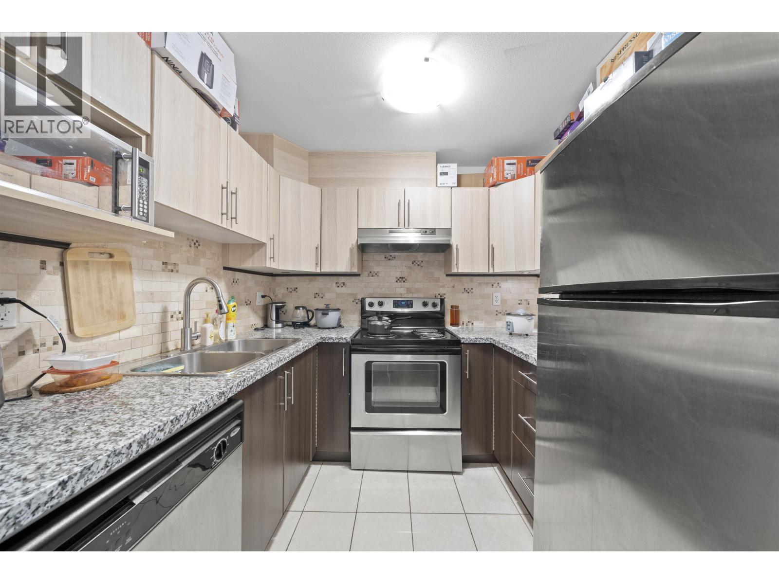 303 2745 E Hastings Street, Vancouver, British Columbia  V5K 1Z8 - Photo 15 - R3125928