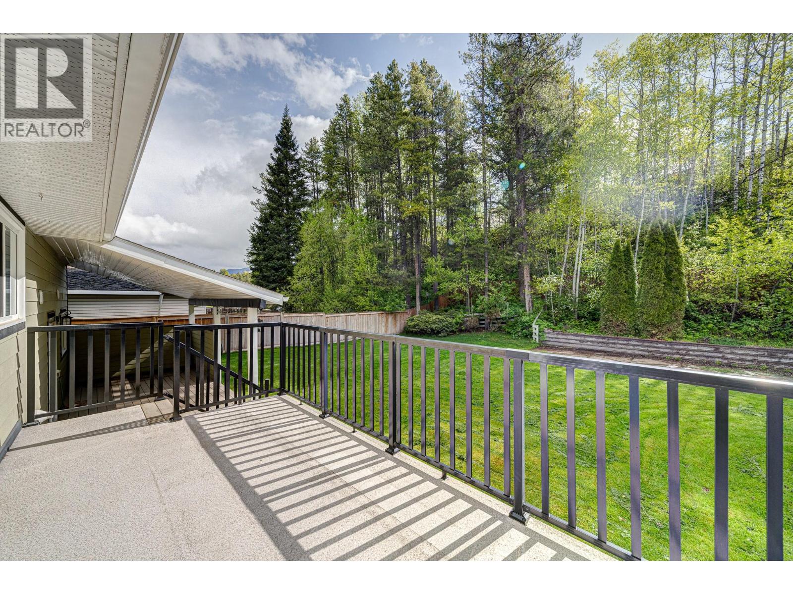 444 Engelmann Spruce Drive, Sparwood, British Columbia  V0B 2G1 - Photo 48 - 10370398