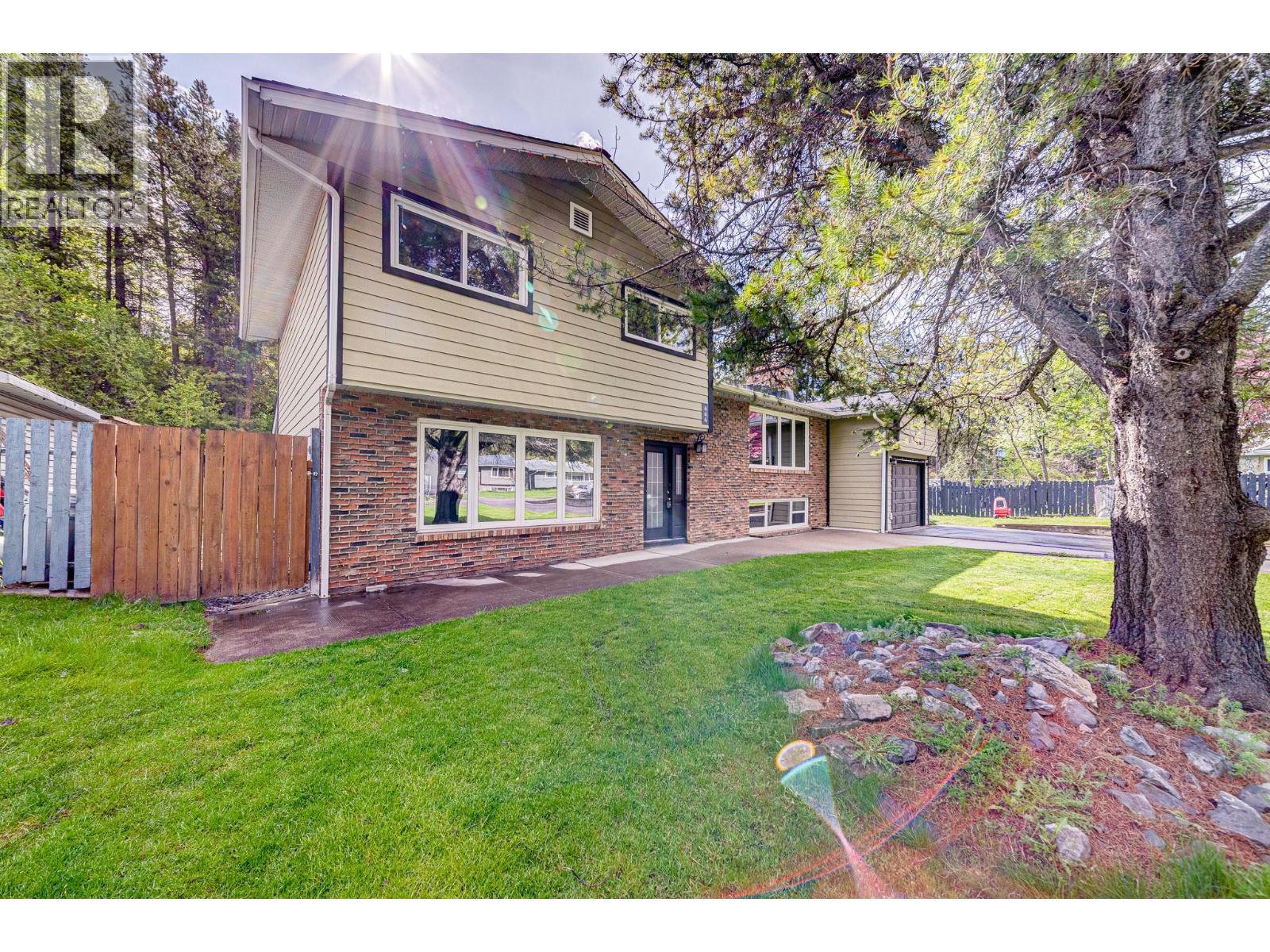 444 Engelmann Spruce Drive, Sparwood, British Columbia  V0B 2G1 - Photo 43 - 10370398