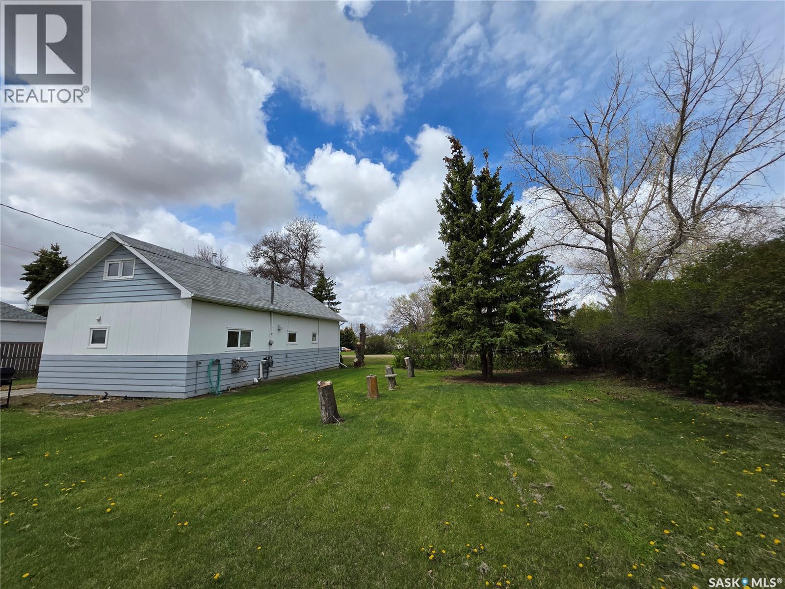 205 Warwick Street, Neville, Saskatchewan  S0N 1T0 - Photo 32 - SK036576