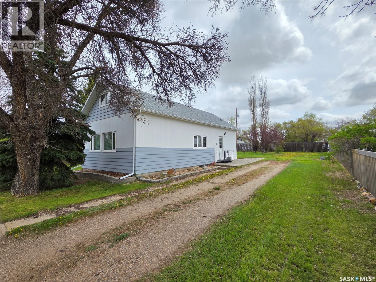 205 Warwick Street, Neville, Saskatchewan  S0N 1T0 - Photo 39 - SK036576