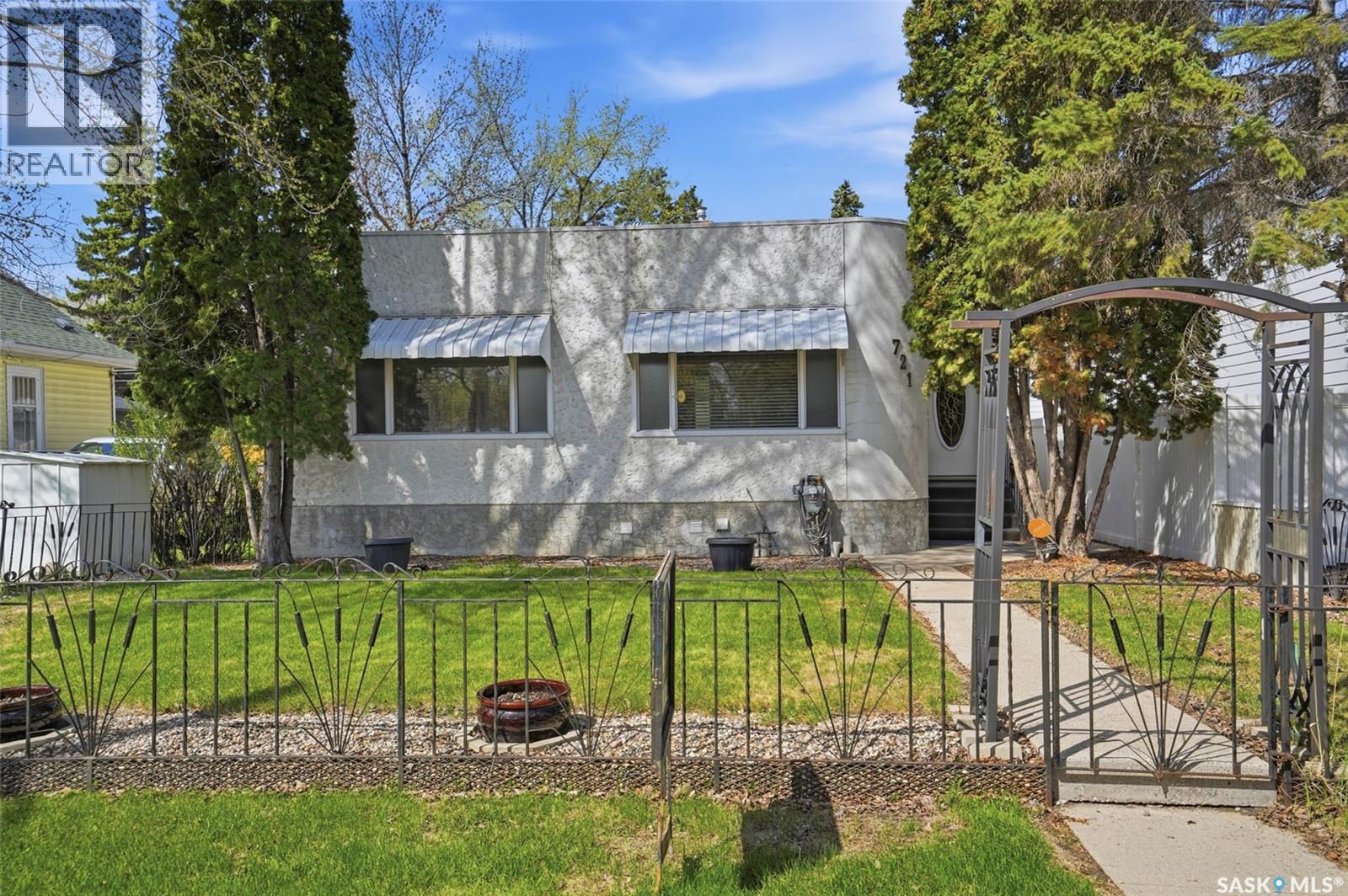 721 H AVENUE S, Saskatoon, Saskatchewan
