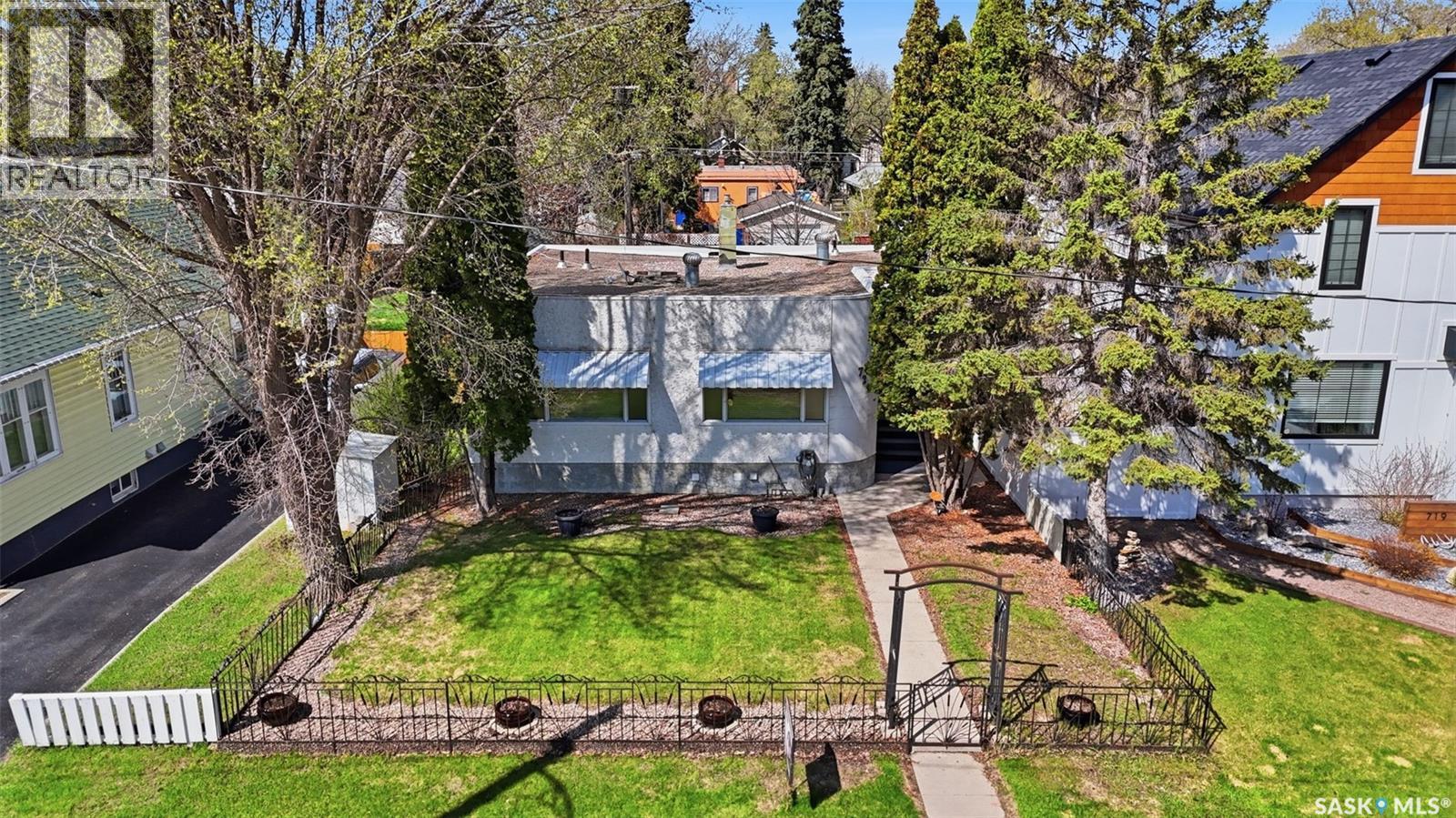 721 H Avenue S, Saskatoon, Saskatchewan  S7M 1X2 - Photo 2 - SK036541