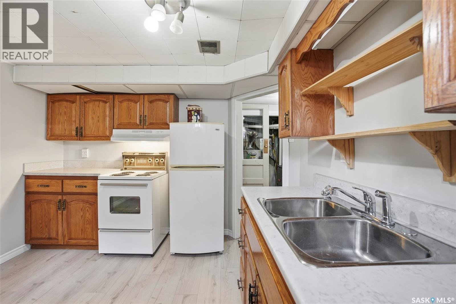 721 H Avenue S, Saskatoon, Saskatchewan  S7M 1X2 - Photo 22 - SK036541